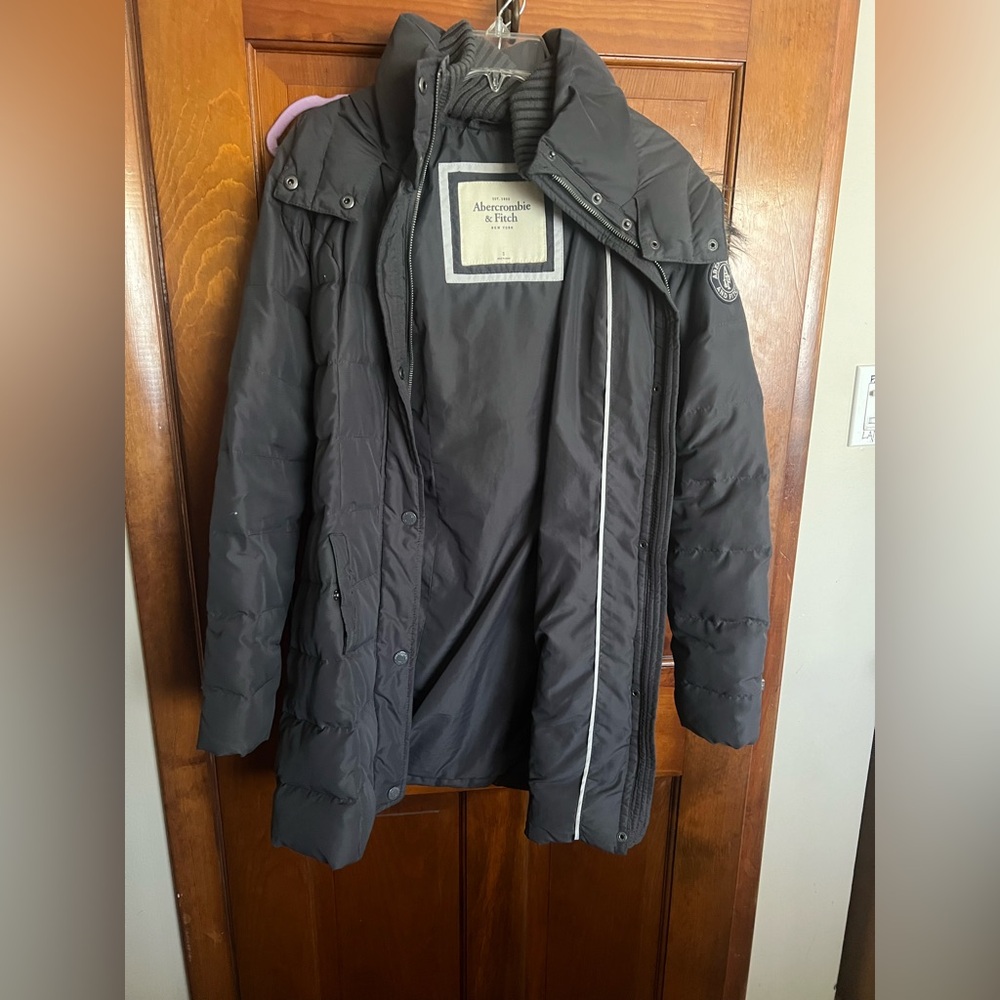 Abercrombie & Fitch Dark Gray Quilted Puffer Coat